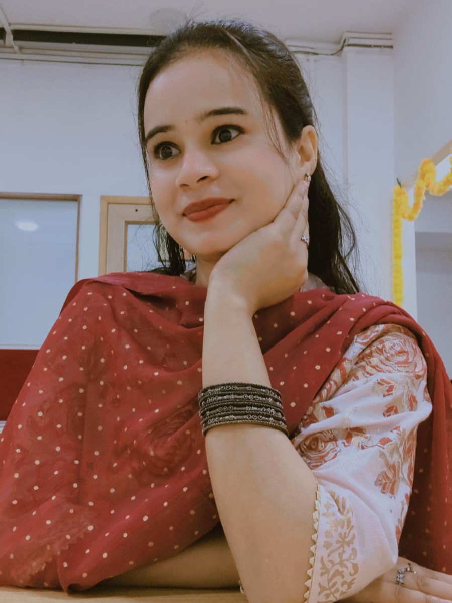 Simra - team member profile photo